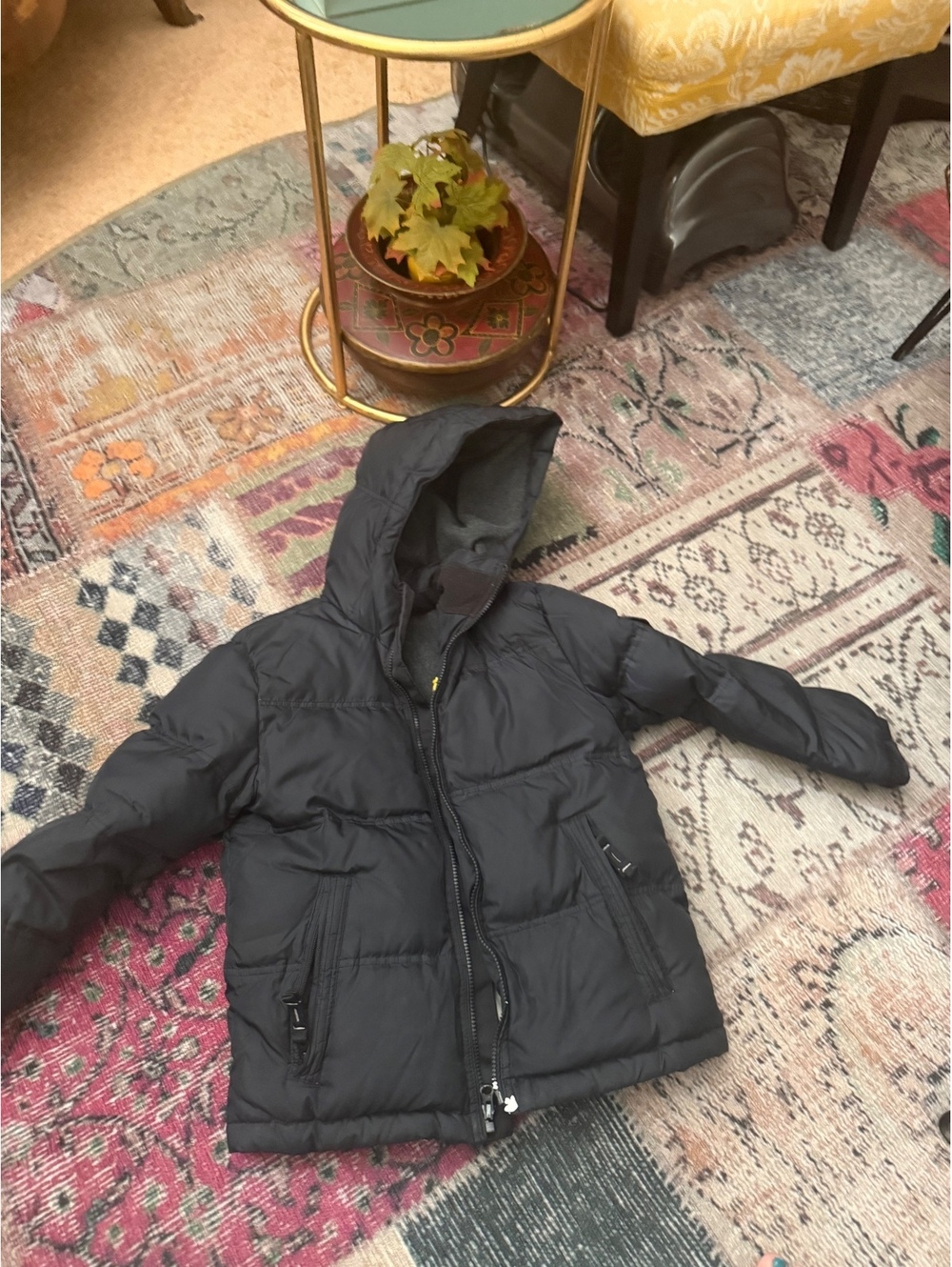Black winter kids puffer jacket GAP horizontal quilting hood